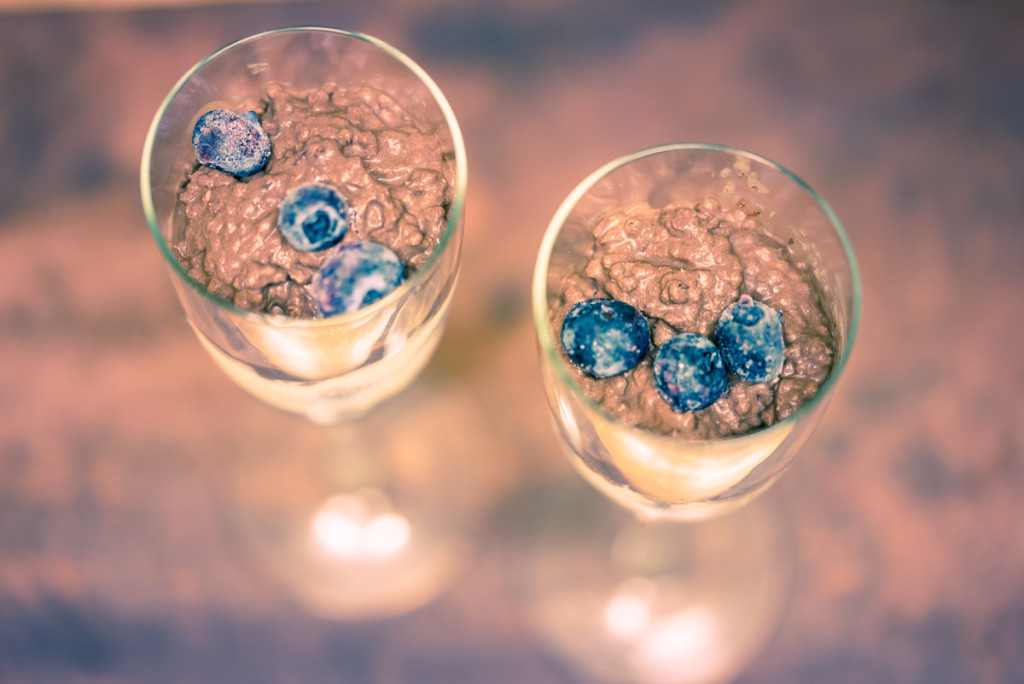 Blueberry chocolate pudding